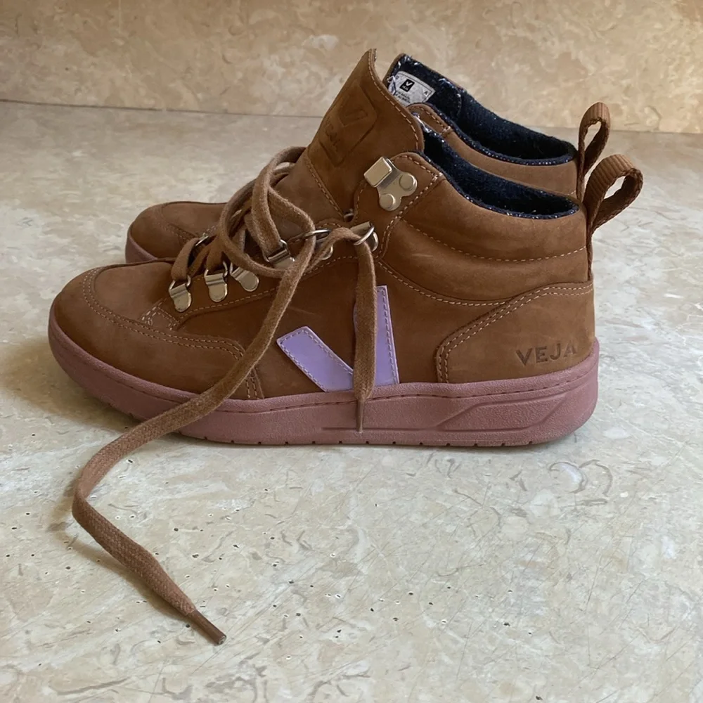 Veja lace up high top sneakers